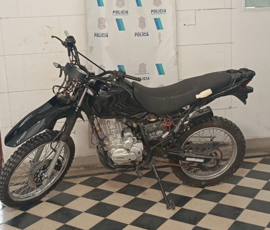 Tras rápida investigación: La Policía recuperó moto robada este sábado