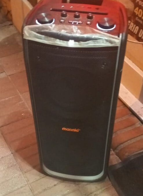 Menor preso por intentar robar un Parlante