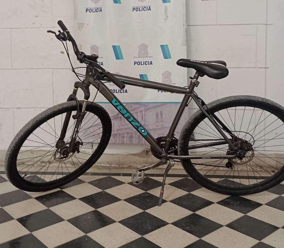 Compró una bicicleta, dudó de su origen lícito y la entregó a las autoridades