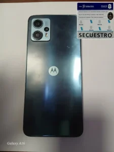 Allanamientos policiales: Secuestran auto, plantas de marihuana y recuperan celular