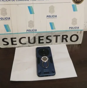 Allanamientos policiales: Secuestran auto, plantas de marihuana y recuperan celular