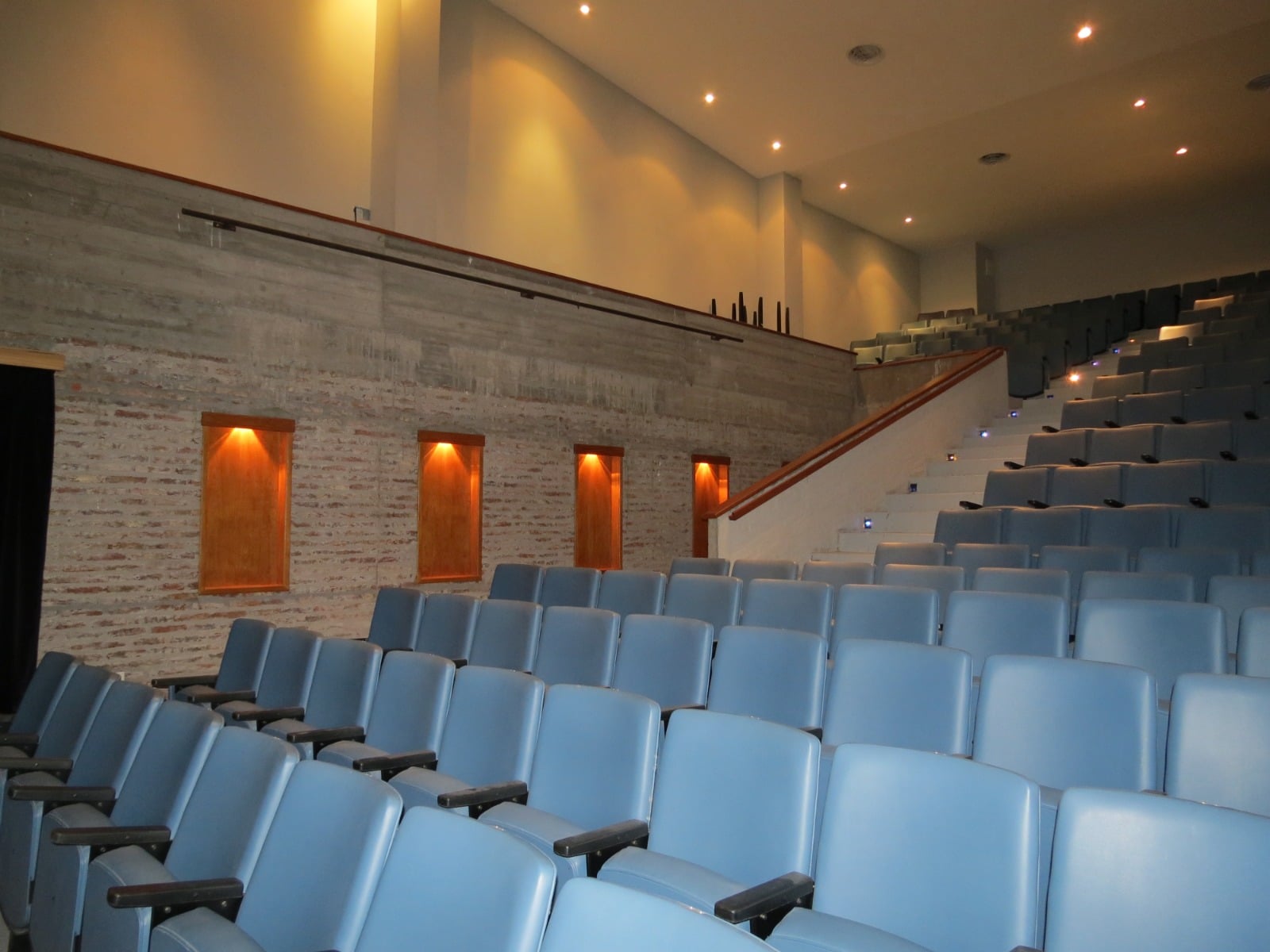 Perla Villanueva: “me acuerdo el empuje que Brandoni tenía para defender la actividad teatral” (audio)