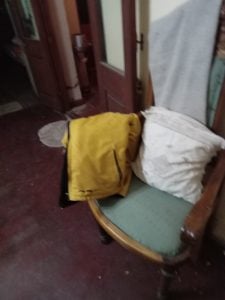Insólito: No sólo les desvalijaron la casa, sino que estuvieron viviendo en ella (audio)