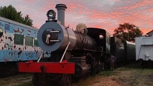 (audio) Cafetín ferroviario en Sáenz Peña: la experiencia de tomar un café en un coche comedor de los 70