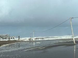 Imágenes y videos del temporal en el distrito y la zona