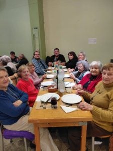 Gran acompañamiento a la tallarinada de la Comisión de Reyes Magos