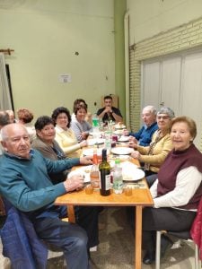 Gran acompañamiento a la tallarinada de la Comisión de Reyes Magos