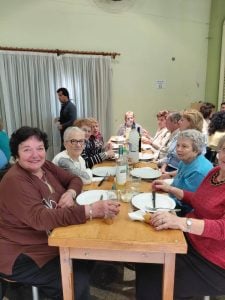 Gran acompañamiento a la tallarinada de la Comisión de Reyes Magos