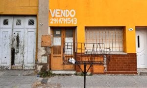 En Bahia Blanca: investigan la muerte de un hombre de 74 años y detuvieron a su hijo