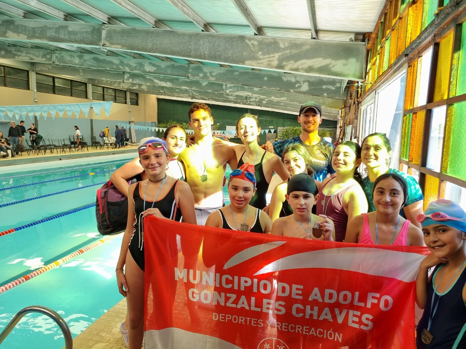 El equipo de natación de Chaves Municipio participó en un Torneo Regional en Tandil
