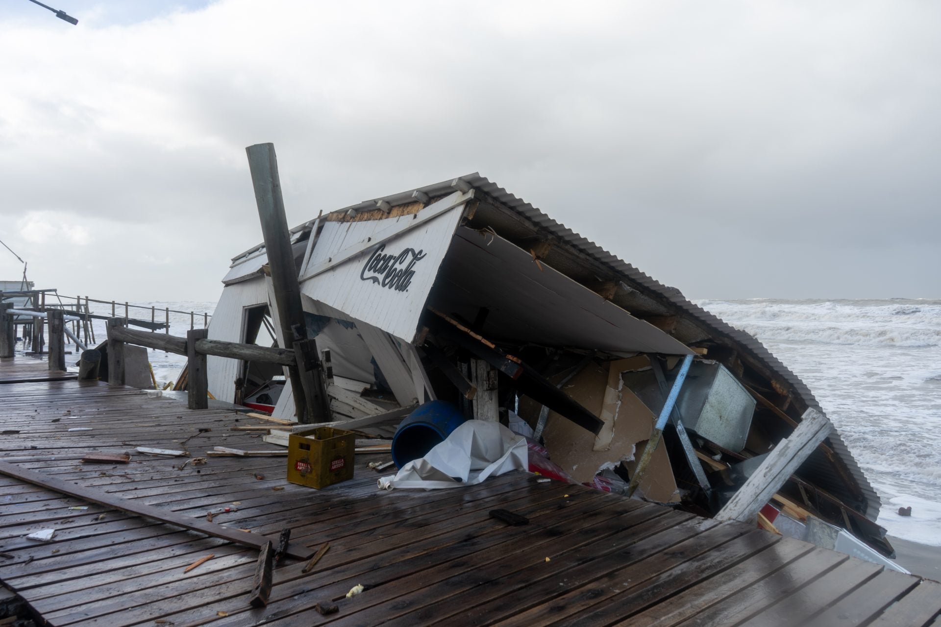 Banco Nación otorga asistencia para afectados por el temporal en la Costa Atlántica