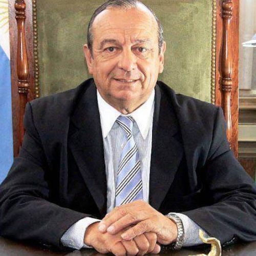 Carlos Sánchez y su retorno: “Vuelvo para acompañar”