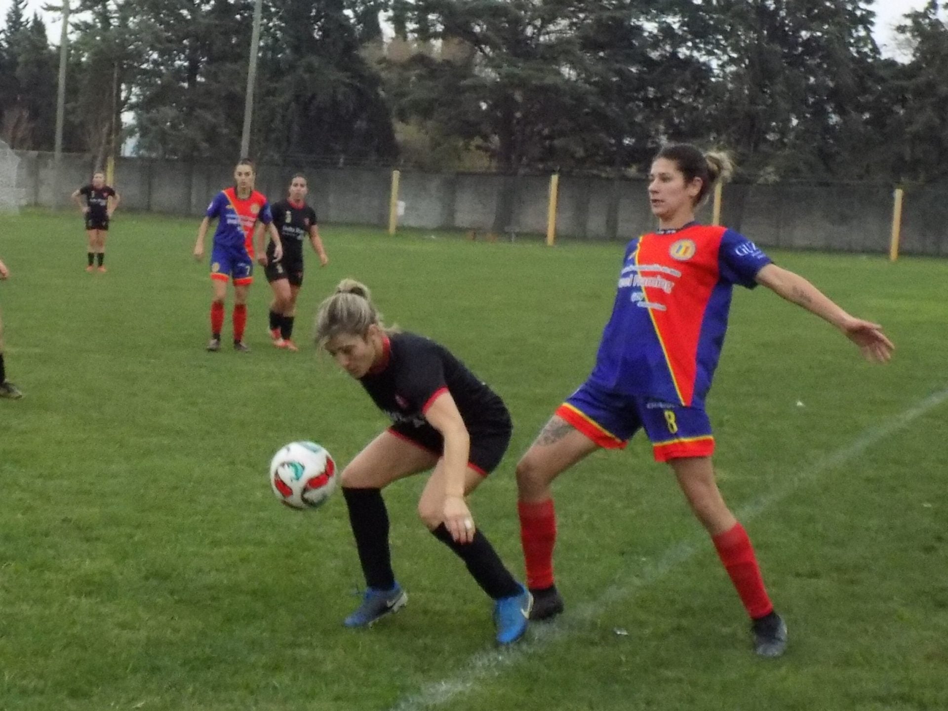 Fútbol femenino: Ganó Huracán y es único puntero y Colegiales perdió el invicto