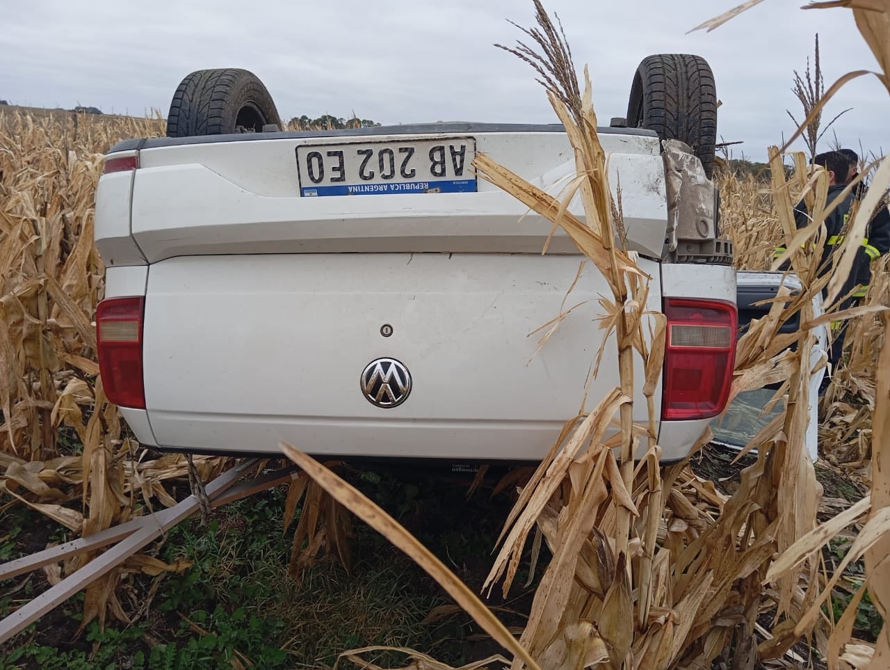 Un muerto tras vuelco en el acceso a De La Garma