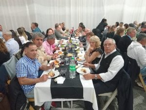 (video)Colegiales festejó el Centenario con una gran cena baile