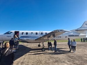 (audio-videos) Emotivo acto inaugural para recibir el arribo del primer vuelo de Humming Airways