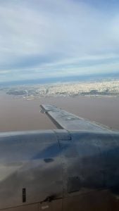 (audio-videos) Emotivo acto inaugural para recibir el arribo del primer vuelo de Humming Airways