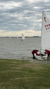 La Laguna Sauce Grande fue escenario de una nueva competencia de regatas de clase Nacional Pampero
