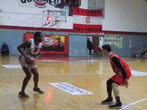 Básquet: Huracán ganó en el comienzo de la 2° fecha 
