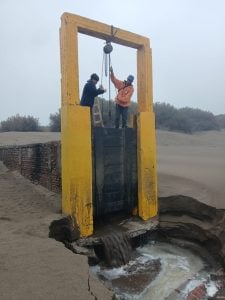 (video)Reta: el mar se “comió” el túnel submedanal