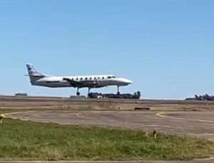(videos) Llegó el primer vuelo de Humming Airways luego del inaugural