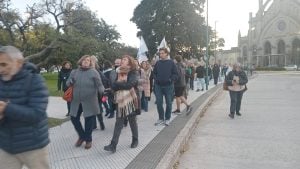 En Tres Arroyos también se marchó por el desfinanciamiento universitario (videos)