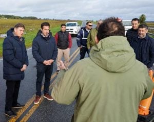 Gargaglione: “Aportamos hormigón para la alcantarilla de Ruta 228”