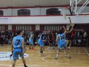 Básquet: ganaron Huracán y Huracán de Necochea