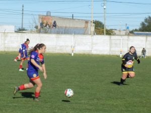 En el Fútbol Femenino, nueva victoria de Colegiales para seguir liderando el Oficial