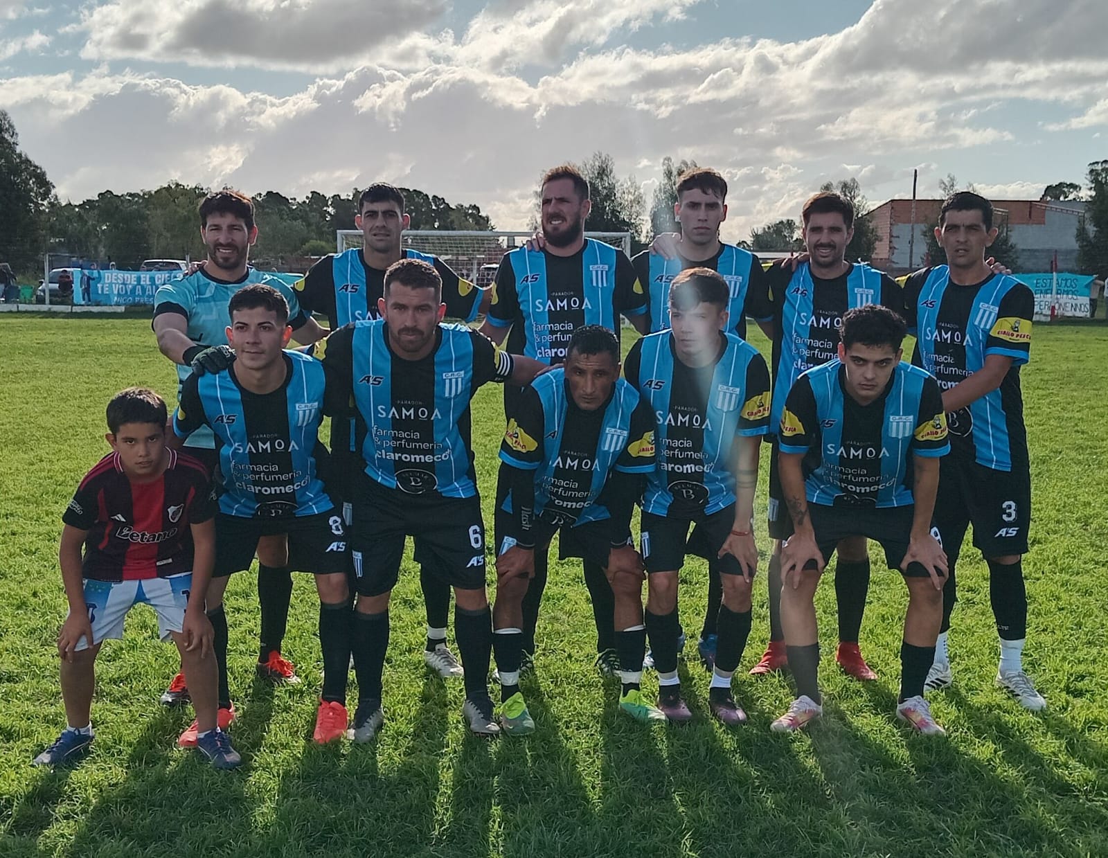 Fútbol de Segunda: Claromecó alcanzó a Alumni