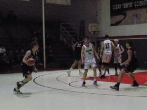 Básquet: Ganaron Argentino y Alumni por la 2° fecha 