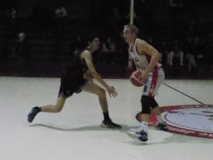 Básquet: Ganaron Argentino y Alumni por la 2° fecha 