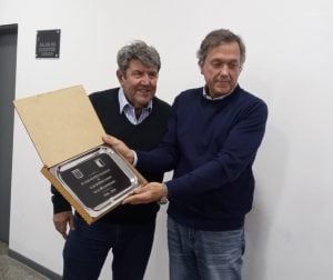Instituciones entregaron presentes a Olimpo por su 80º Aniversario