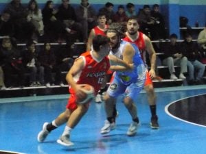 Básquet: Huracán derrotó a Club De Pelota