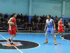 Básquet: Huracán derrotó a Club De Pelota