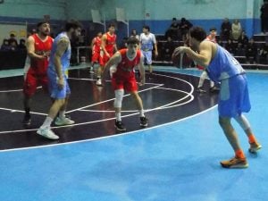 Básquet: Huracán derrotó a Club De Pelota