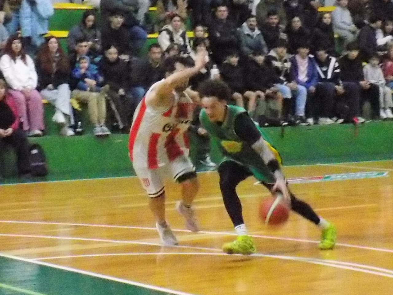 Básquet: Costa Sud ganó y alcanzó la punta 