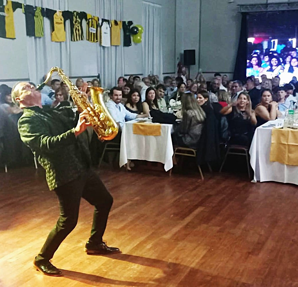 Con César Bongiovanni y en la Italiana, Olimpo festejó los 80