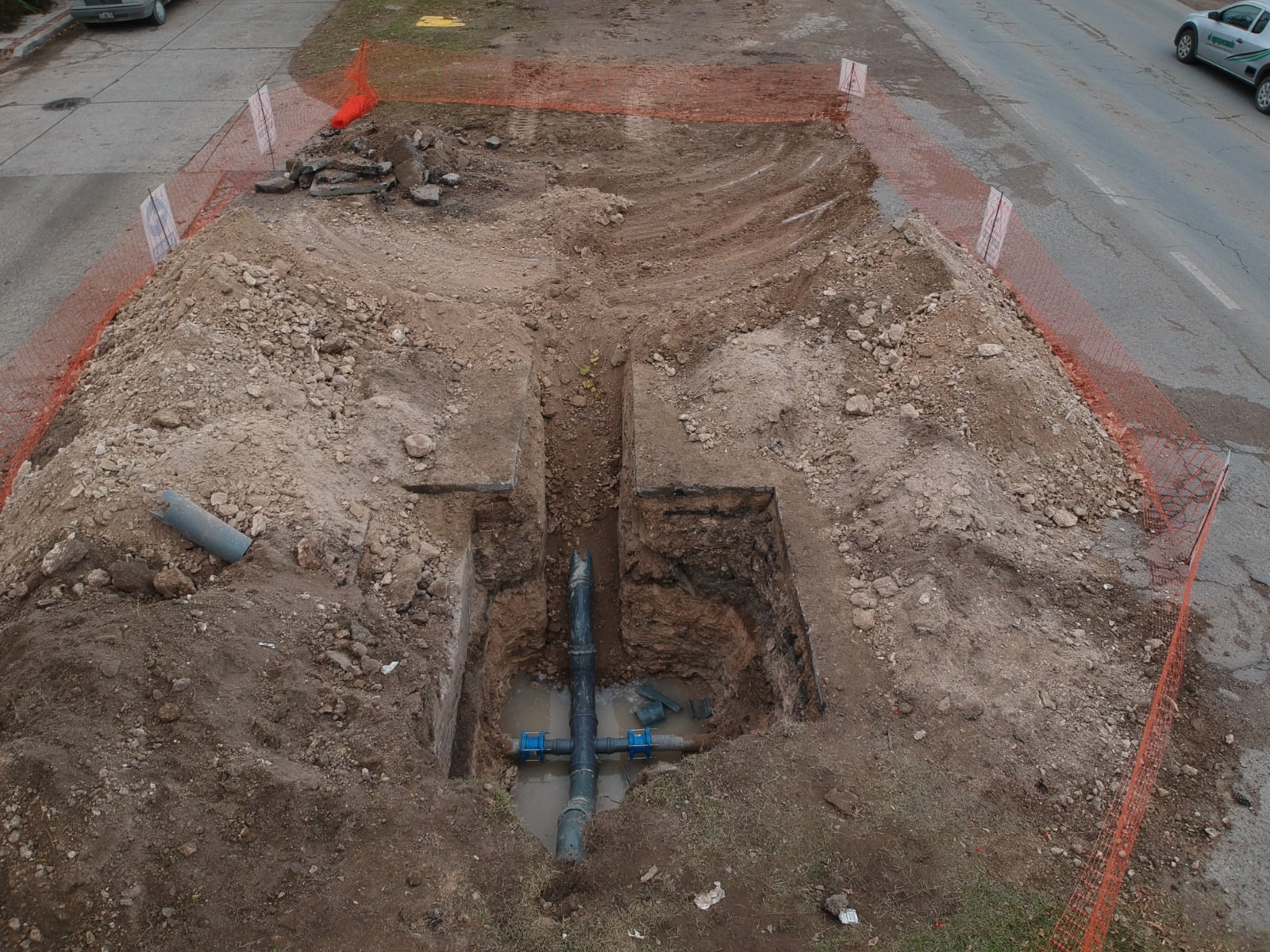 ATENCIÓN: Realizan dos nuevos empalmes de agua. Hay corte de servicio