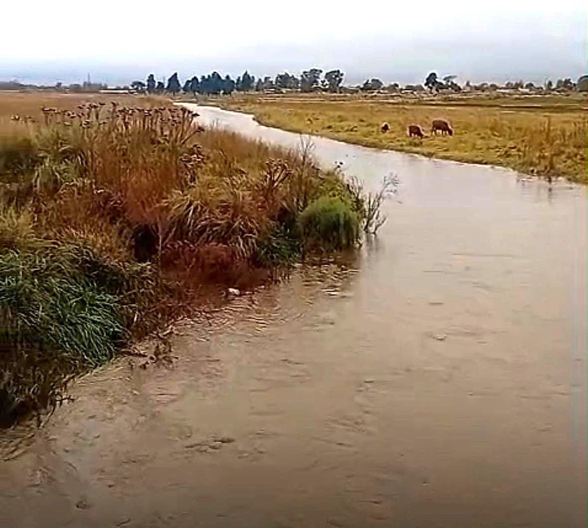 (audio)Controles preventivos en los cauces de los arroyos por las intensas lluvias