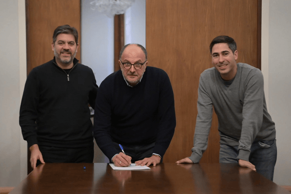 Garate y Bianco firmaron la incorporación de nueva carrera en CRESTA