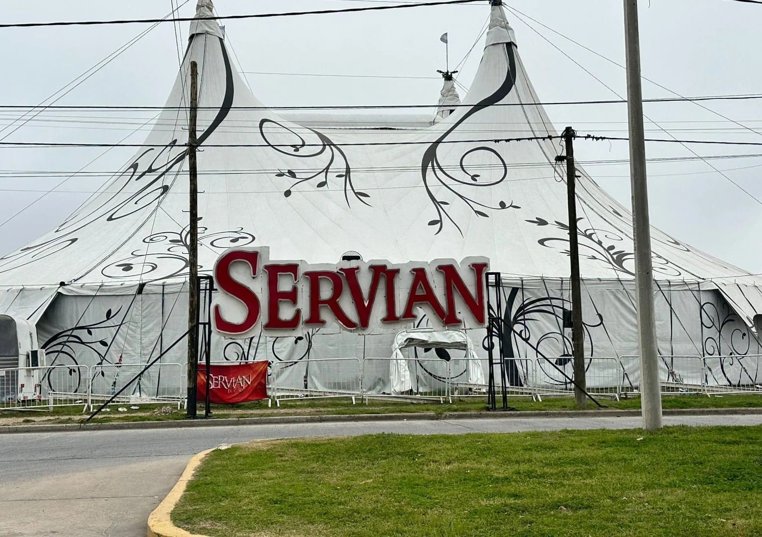 Debuta el Circo Servian