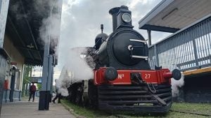 (audio) Cafetín ferroviario en Sáenz Peña: la experiencia de tomar un café en un coche comedor de los 70