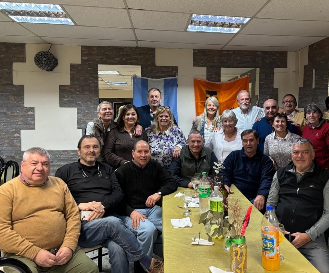 Reunión de camaradería de ex alumnos del Colegio Holandés