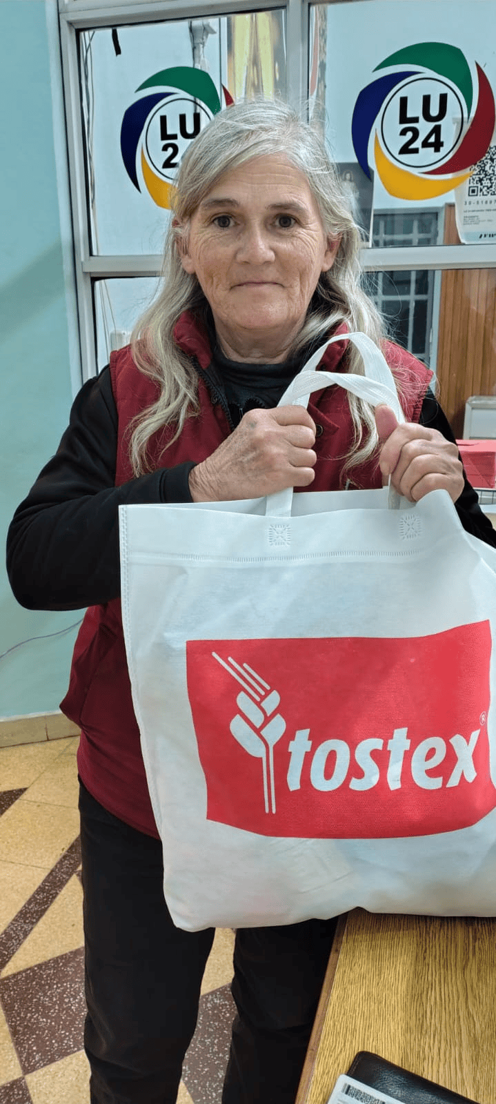 Tres ganadores de los premios de Tostex