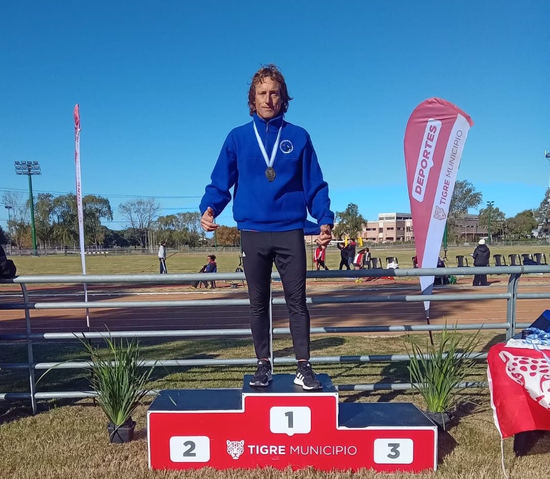 Atletismo: Luciano Saltapé doble Campeón Regional Master