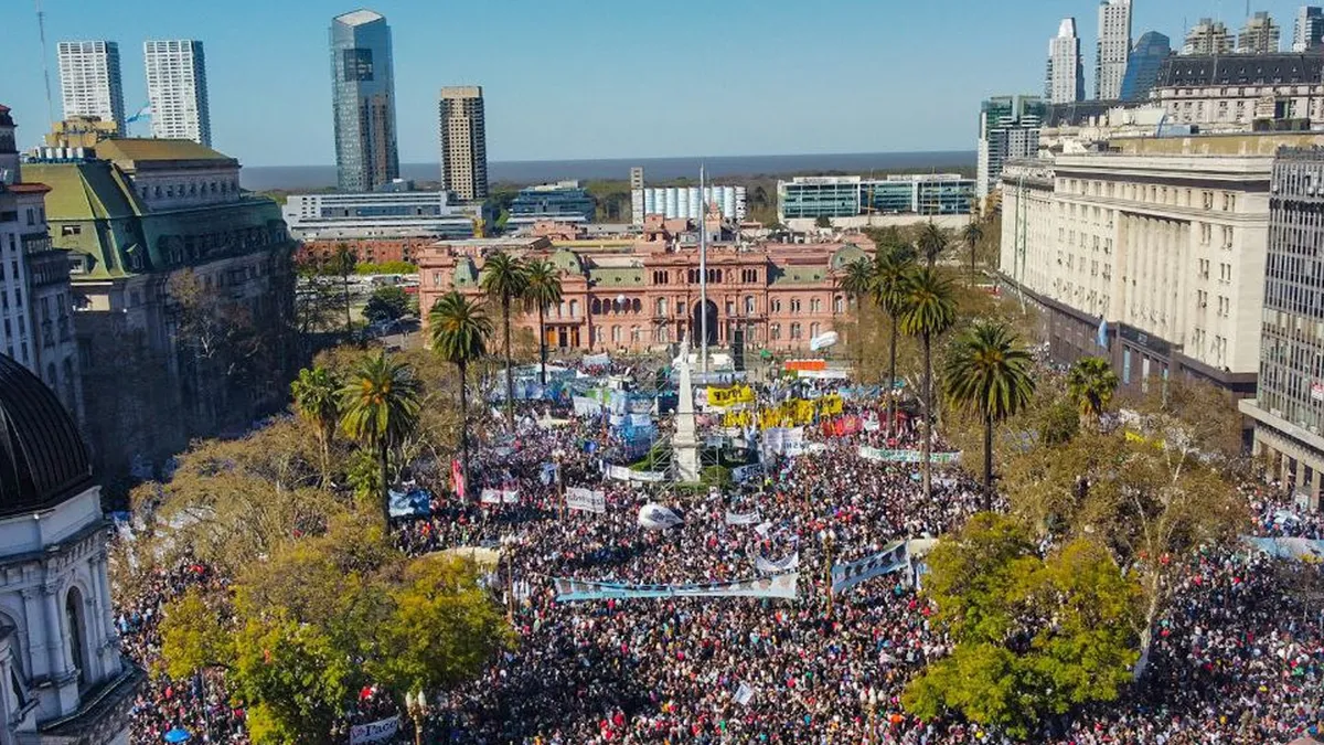 Multitudinaria convocatoria a la IV Marcha Federal Universitaria