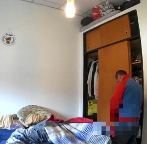 Bahía: Fue a arreglar una persiana y lo descubrieron masturbándose con la bombacha de la inquilina