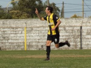 Futbol: Villa empato, El Nacional ganó y se acerca