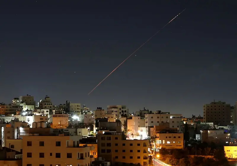 Medio Oriente: Irán atacó bases de EEUU en Medio Oriente tras los nuevos bombardeos de Washington